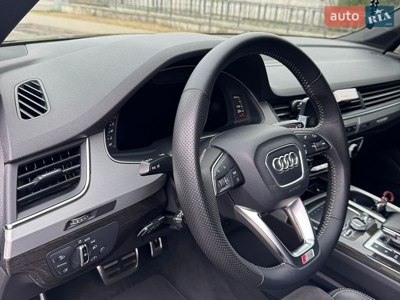 Позашляховик / Кросовер Audi Q7 2016 в Києві фото 26 Позашляховик / Кросовер Audi Q7 2016 в Києві
