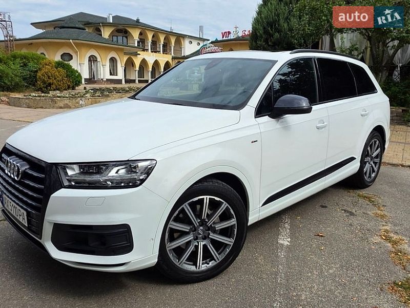 Внедорожник / Кроссовер Audi Q7 2018 в Харькове