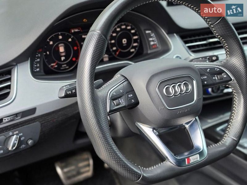Внедорожник / Кроссовер Audi Q7 2018 в Харькове