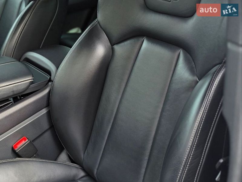 Внедорожник / Кроссовер Audi Q7 2018 в Харькове