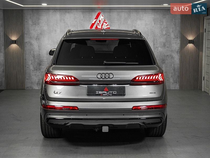 Внедорожник / Кроссовер Audi Q7 2023 в Одессе