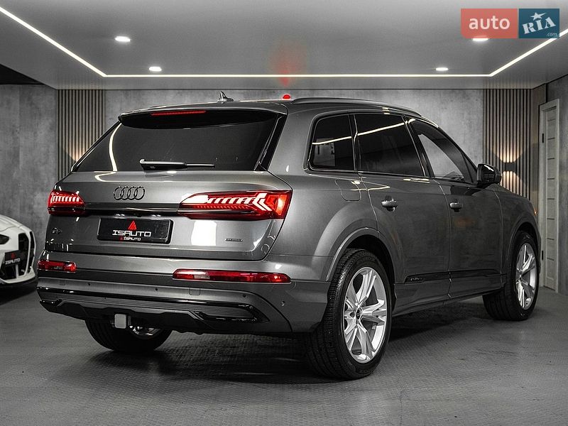 Внедорожник / Кроссовер Audi Q7 2023 в Одессе