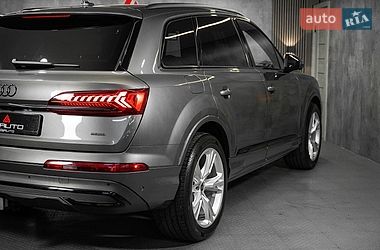Внедорожник / Кроссовер Audi Q7 2023 в Одессе