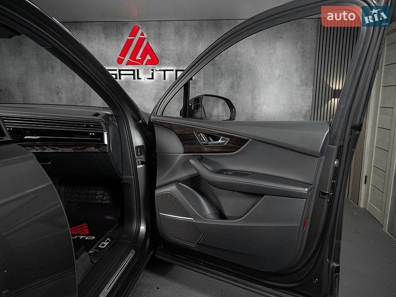 Внедорожник / Кроссовер Audi Q7 2023 в Одессе
