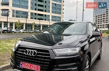 Audi Q7  2018