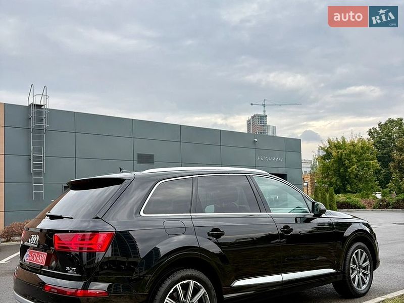 Внедорожник / Кроссовер Audi Q7 2018 в Днепре