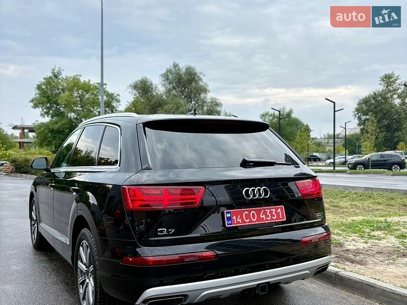 Внедорожник / Кроссовер Audi Q7 2018 в Днепре