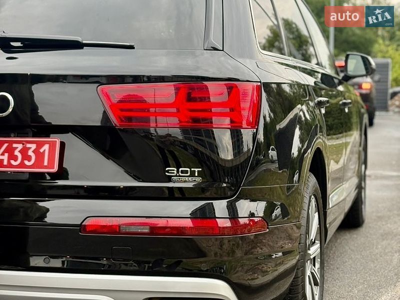 Внедорожник / Кроссовер Audi Q7 2018 в Днепре