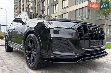 Audi Q7 2021