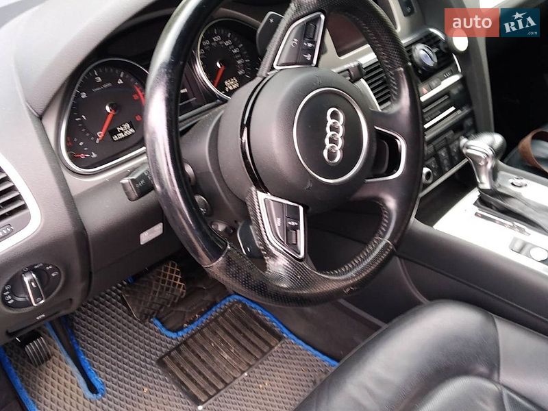 Внедорожник / Кроссовер Audi Q7 2014 в Кривом Роге