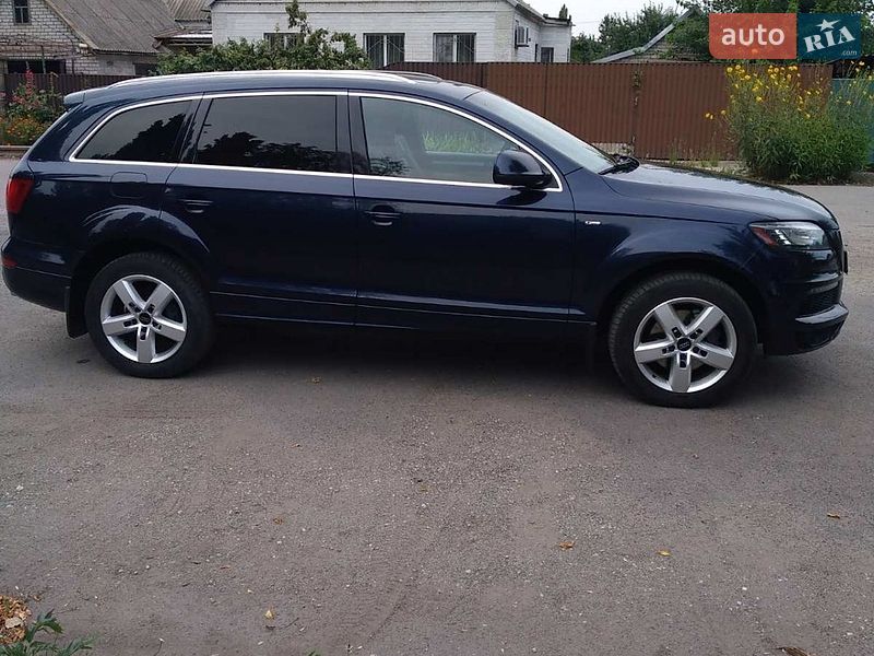 Внедорожник / Кроссовер Audi Q7 2014 в Кривом Роге