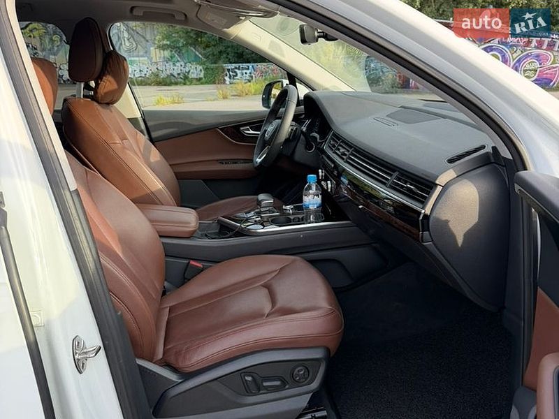 Внедорожник / Кроссовер Audi Q7 2018 в Киеве
