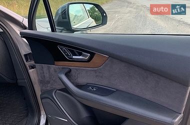 Позашляховик / Кросовер Audi Q7 2017 в Києві