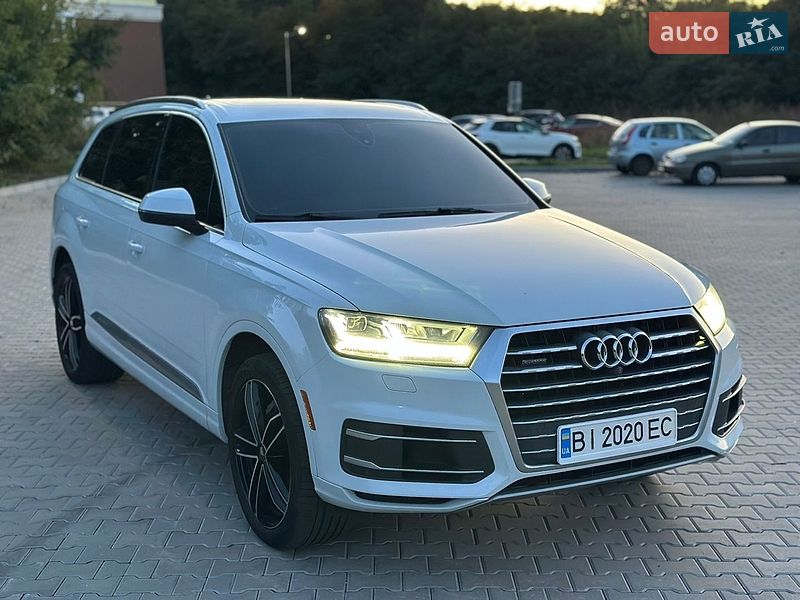 Внедорожник / Кроссовер Audi Q7 2017 в Полтаве
