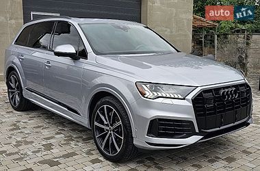 Внедорожник / Кроссовер Audi Q7 2021 в Нововолынске