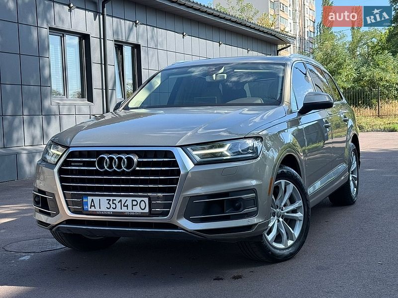 Позашляховик / Кросовер Audi Q7 2016 в Києві