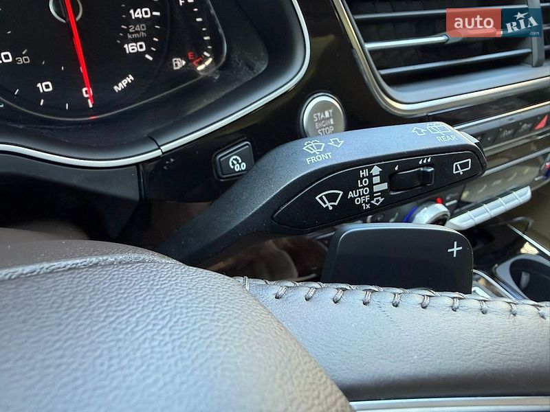 Позашляховик / Кросовер Audi Q7 2016 в Києві