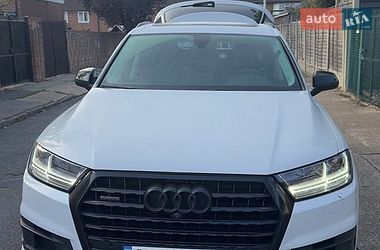 Audi Q7  2019