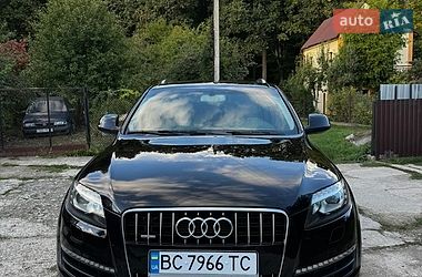 Внедорожник / Кроссовер Audi Q7 2015 в Новом Роздоле