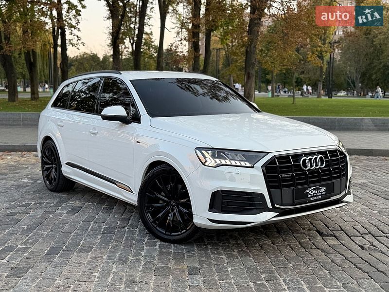 Внедорожник / Кроссовер Audi Q7 2023 в Харькове