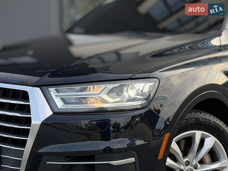 Внедорожник / Кроссовер Audi Q7 2017 в Ивано-Франковске