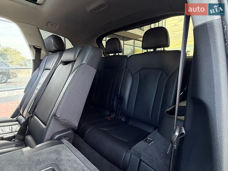 Внедорожник / Кроссовер Audi Q7 2017 в Ивано-Франковске