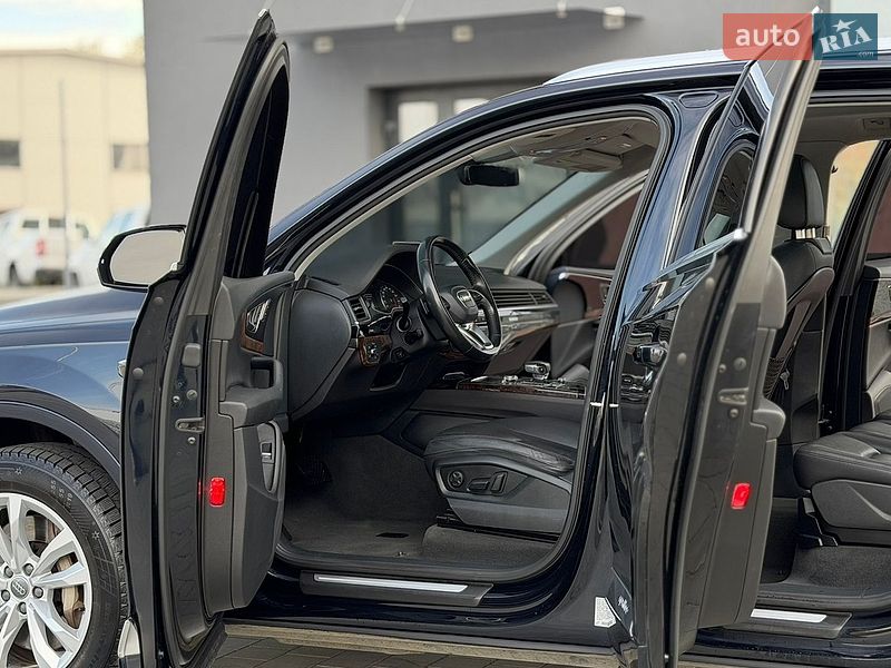 Внедорожник / Кроссовер Audi Q7 2017 в Ивано-Франковске