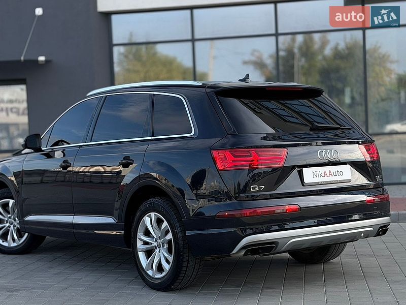 Внедорожник / Кроссовер Audi Q7 2017 в Ивано-Франковске
