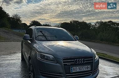Audi Q7  2007