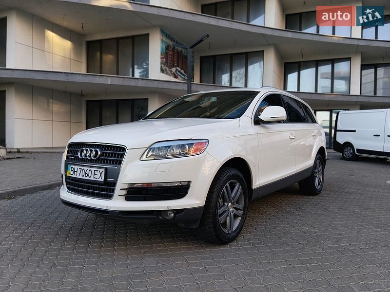 Внедорожник / Кроссовер Audi Q7 2009 в Черноморске