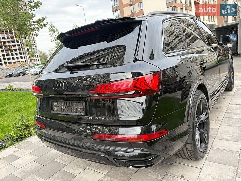 Позашляховик / Кросовер Audi Q7 2022 в Києві фото 114 Позашляховик / Кросовер Audi Q7 2022 в Києві