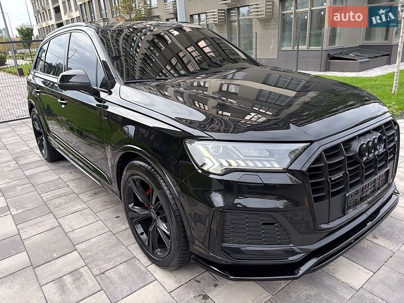 Позашляховик / Кросовер Audi Q7 2022 в Києві фото 123 Позашляховик / Кросовер Audi Q7 2022 в Києві