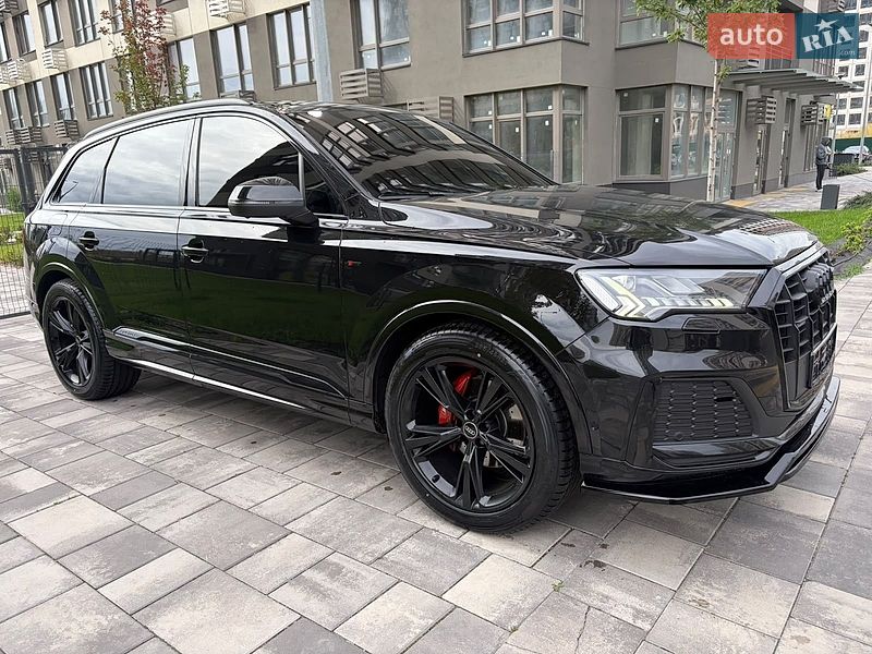 Позашляховик / Кросовер Audi Q7 2022 в Києві фото 128 Позашляховик / Кросовер Audi Q7 2022 в Києві