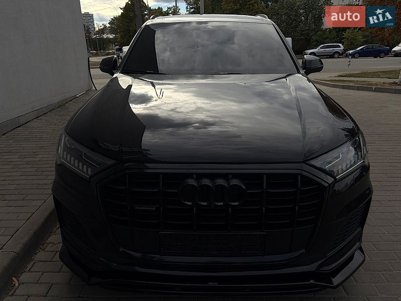 Позашляховик / Кросовер Audi Q7 2022 в Києві фото 21 Позашляховик / Кросовер Audi Q7 2022 в Києві