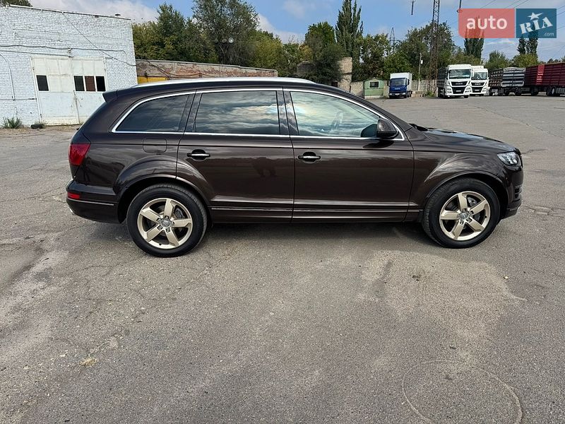Внедорожник / Кроссовер Audi Q7 2012 в Запорожье