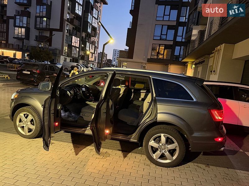 Позашляховик / Кросовер Audi Q7 2014 в Хмельницькому
