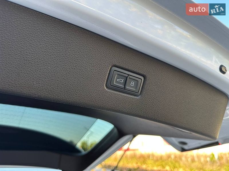 Внедорожник / Кроссовер Audi Q7 2017 в Луцке