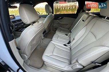 Внедорожник / Кроссовер Audi Q7 2017 в Луцке