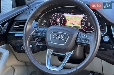 Внедорожник / Кроссовер Audi Q7 2017 в Луцке