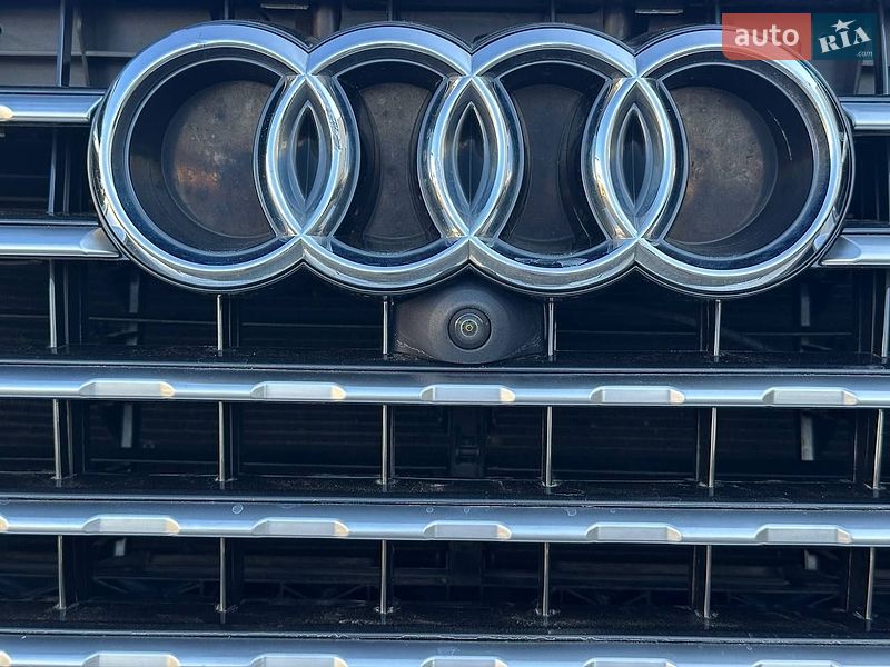 Внедорожник / Кроссовер Audi Q7 2017 в Луцке