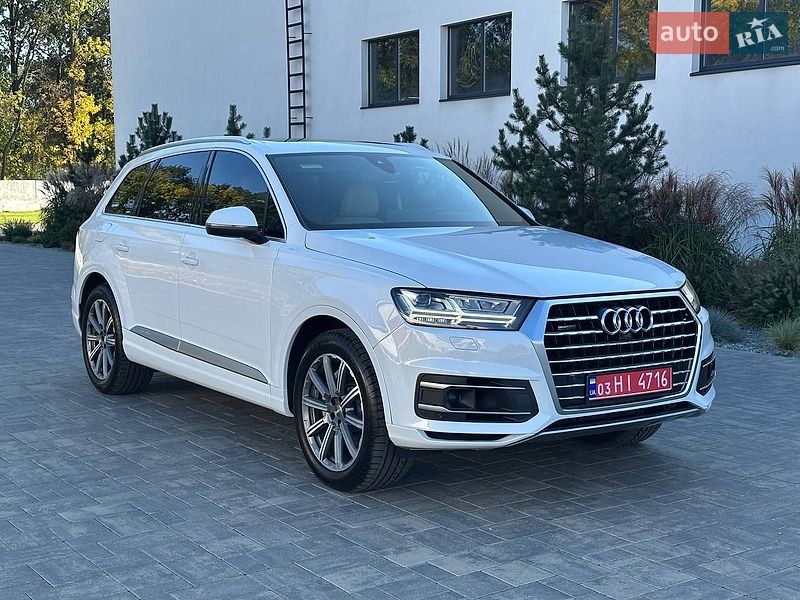 Внедорожник / Кроссовер Audi Q7 2017 в Луцке