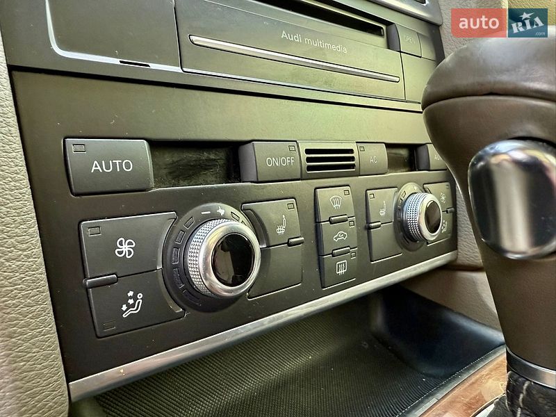 Внедорожник / Кроссовер Audi Q7 2009 в Тернополе