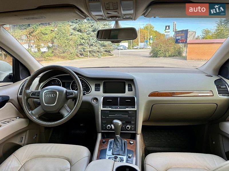 Внедорожник / Кроссовер Audi Q7 2009 в Тернополе