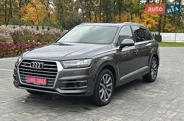 Audi Q7  2018