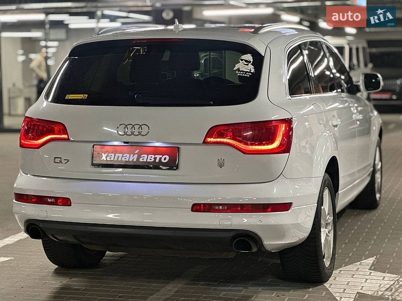 Внедорожник / Кроссовер Audi Q7 2013 в Киеве