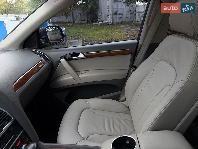 Позашляховик / Кросовер Audi Q7 2013 в Одесі фото 55 Позашляховик / Кросовер Audi Q7 2013 в Одесі