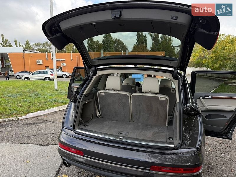 Позашляховик / Кросовер Audi Q7 2013 в Одесі фото 61 Позашляховик / Кросовер Audi Q7 2013 в Одесі