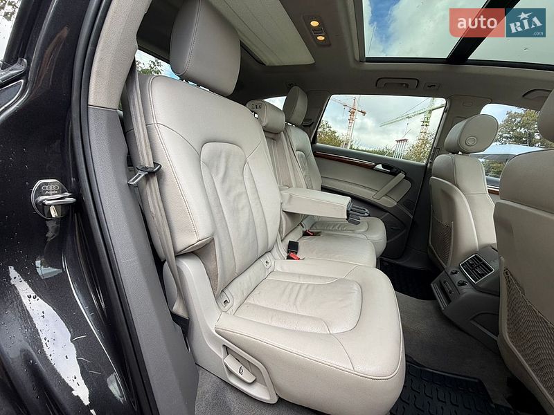 Позашляховик / Кросовер Audi Q7 2013 в Одесі фото 75 Позашляховик / Кросовер Audi Q7 2013 в Одесі