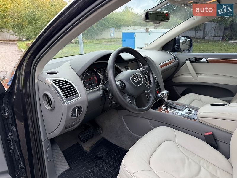 Позашляховик / Кросовер Audi Q7 2013 в Одесі фото 83 Позашляховик / Кросовер Audi Q7 2013 в Одесі