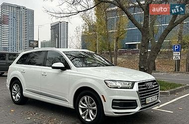Audi Q7  2017